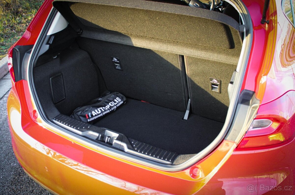 Ford Fiesta 1.0 / V ZÁRUKE / - 8