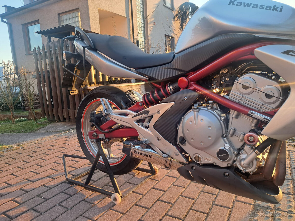 Kawasaki ER 6N - 8
