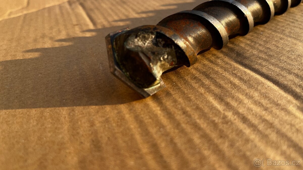 Vrták do kladiva 35 mm / 550 mm mnohohran - 8