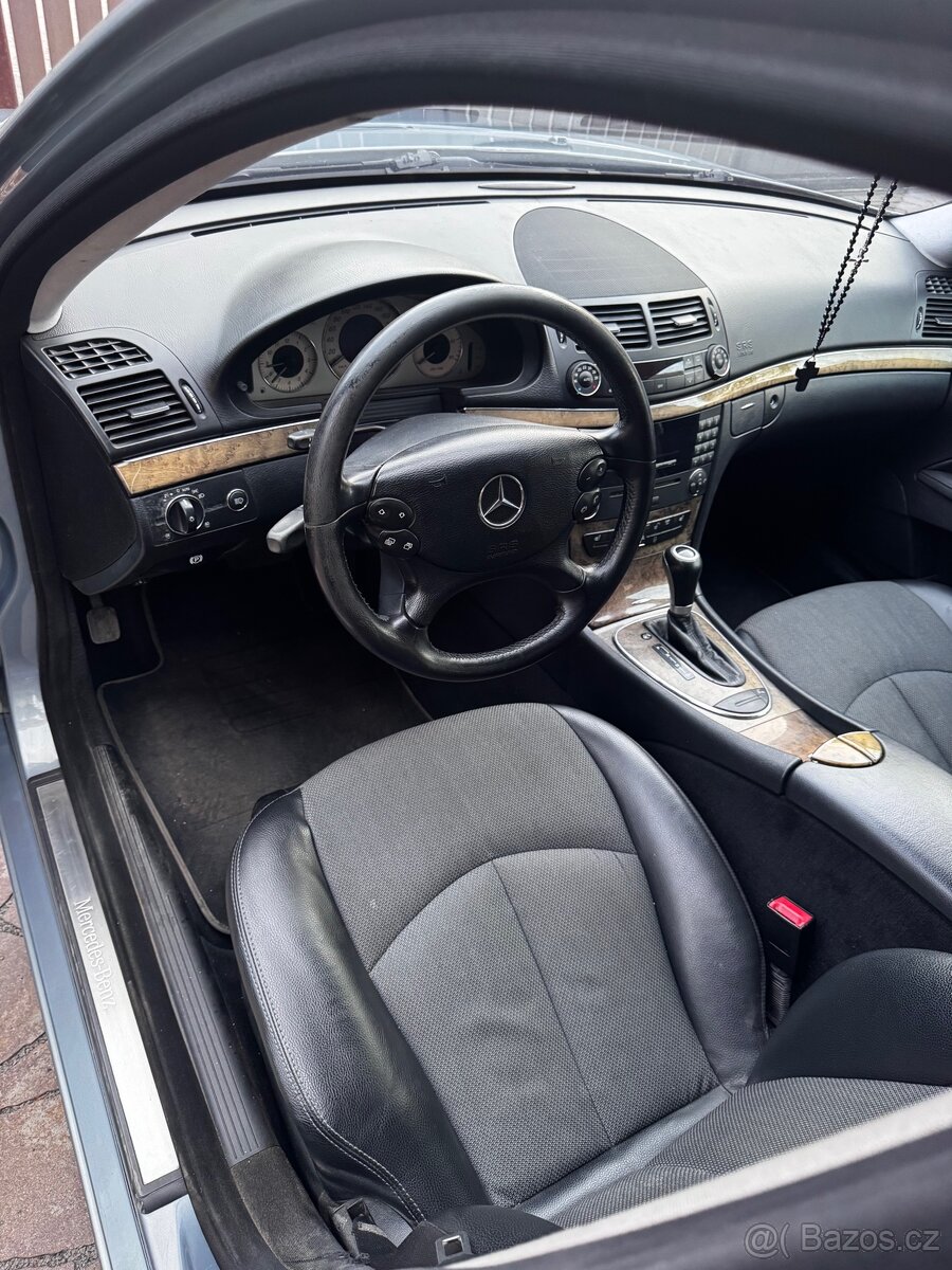 Mercedes Benz w211 - 8