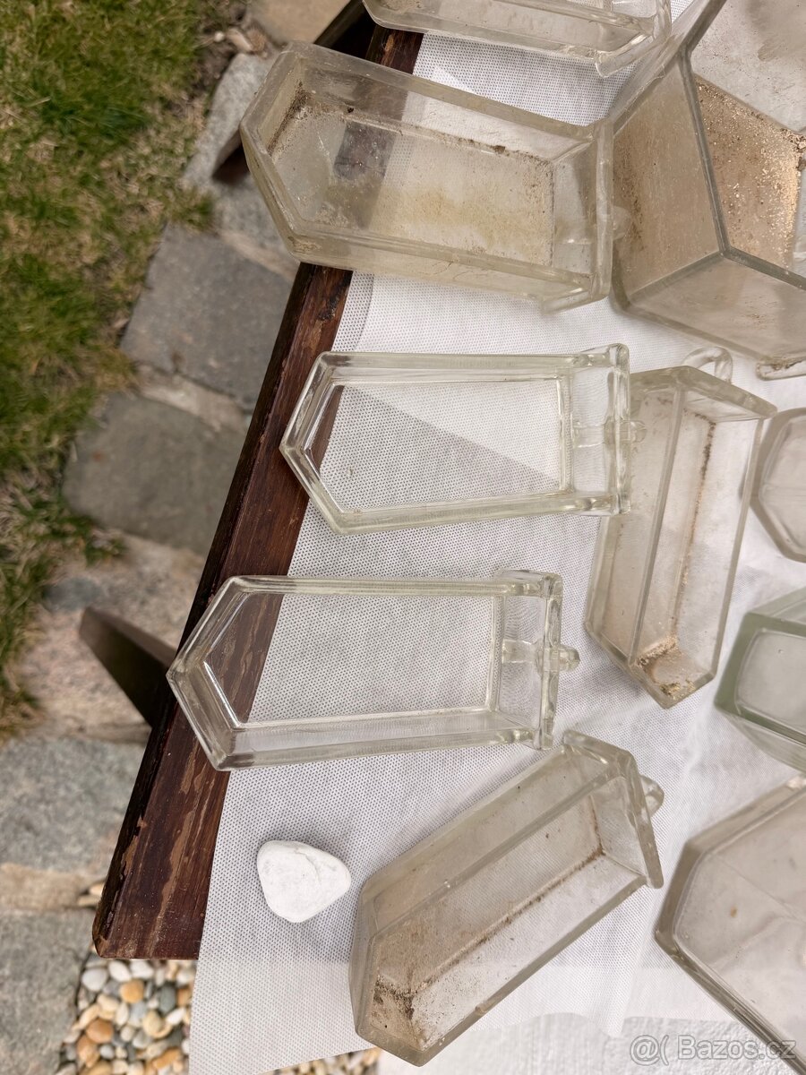 Skleněné dózy - 8