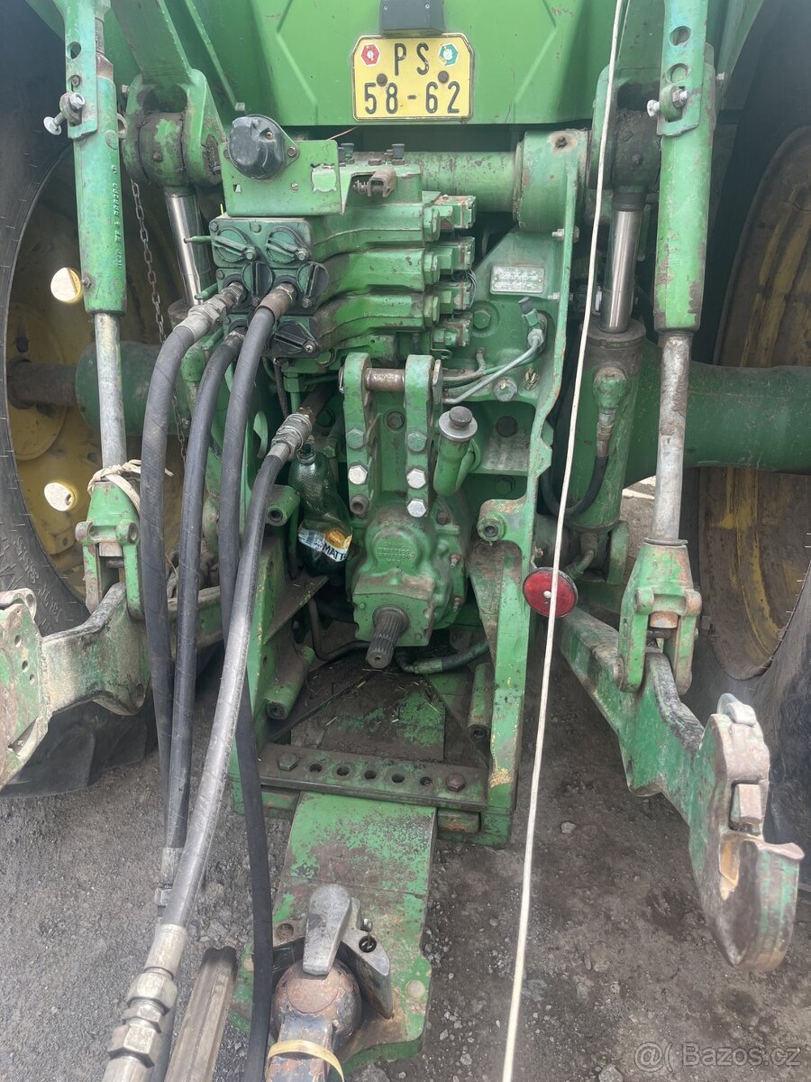 John Deere 8100 - 8