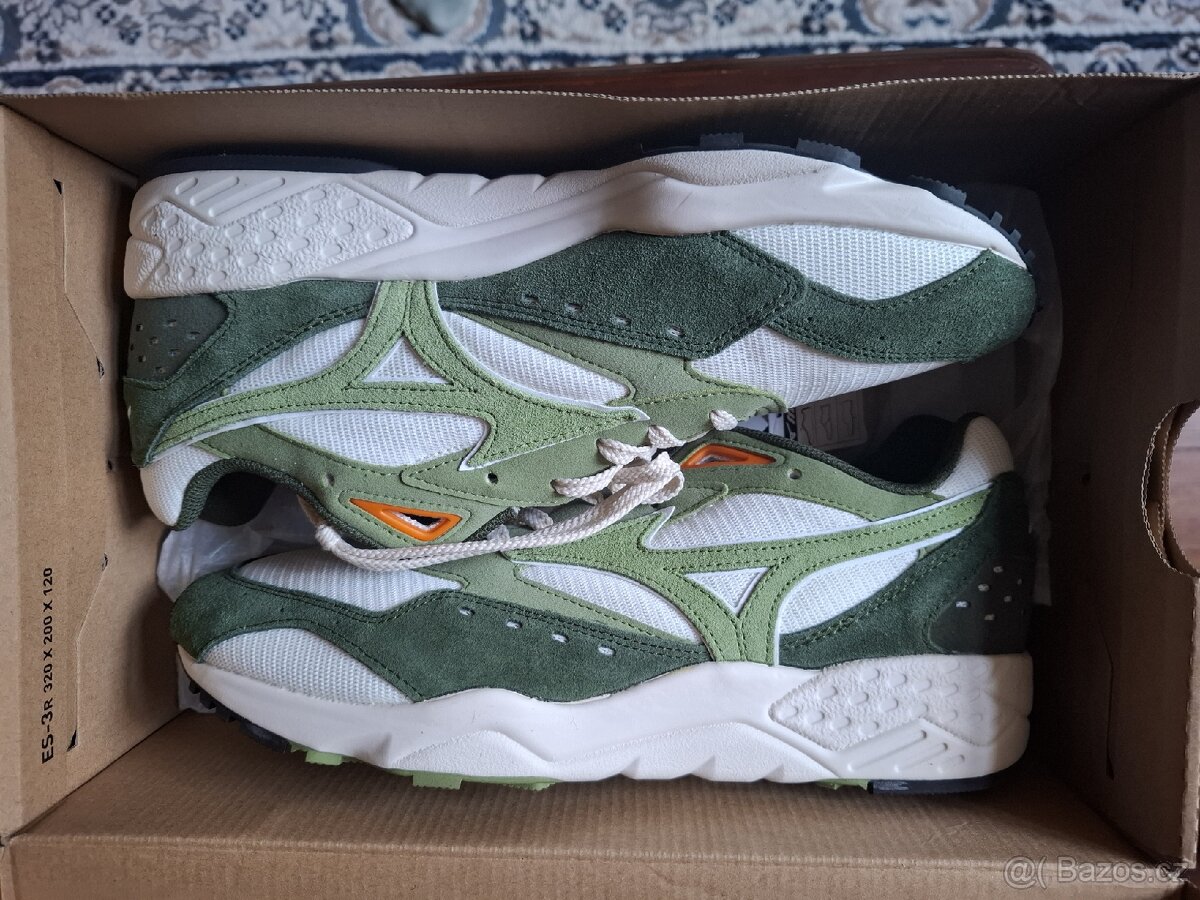 Mizuno contender 42,5 - 8
