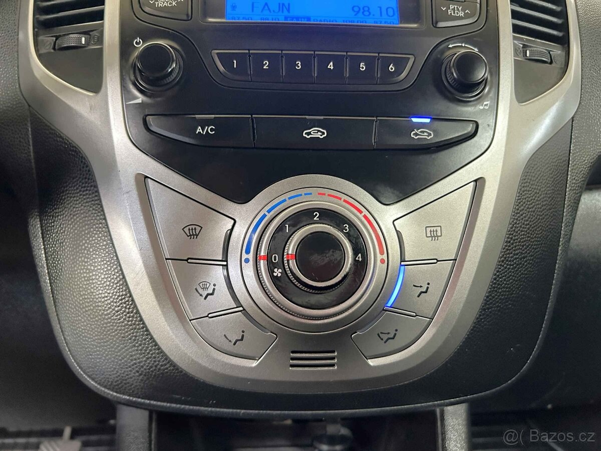 Hyundai Ix20 1.4CVVT , 66 kW benzín, 2012 - 8
