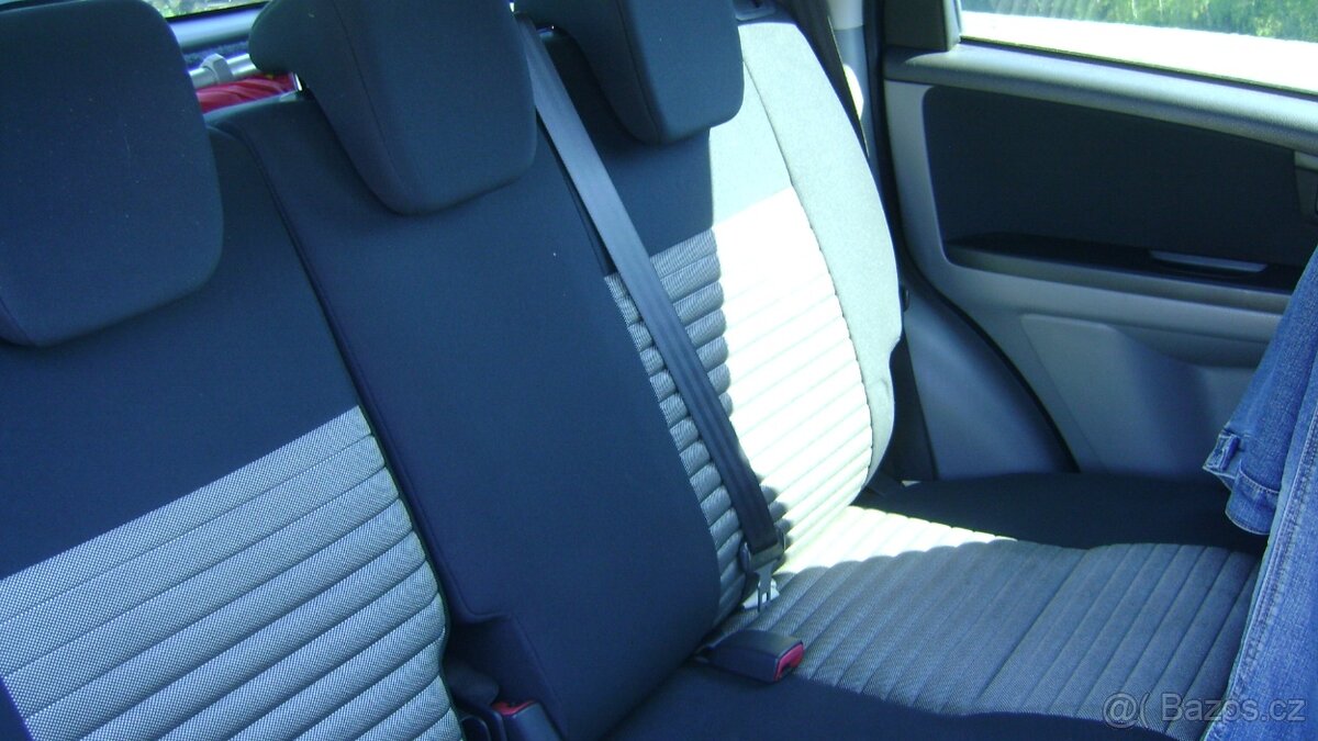 Suzuki SX4 - 8