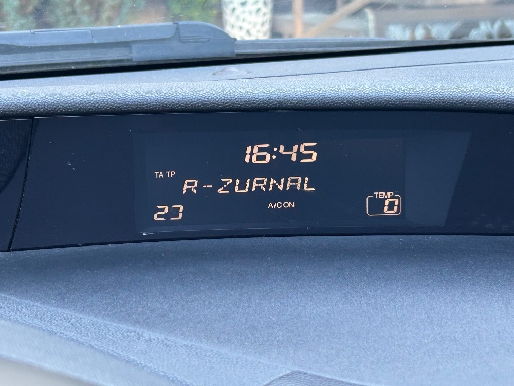 Honda Civic 8g 1.8 i-VTEC - 8
