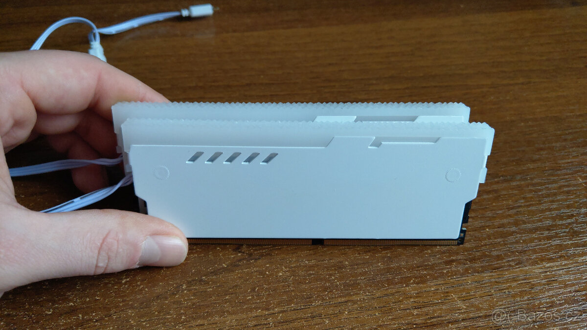 G.SKILL Aegis DDR4 3200Mhz 2x8GB 16GB KIT RGB White - 8