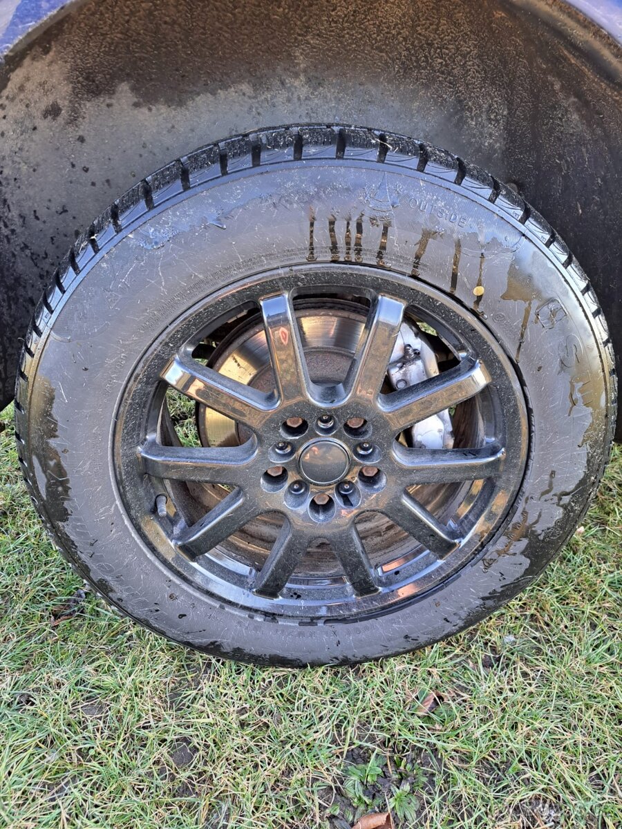 VW Touareg 3.0 176kw 4x4 - 8