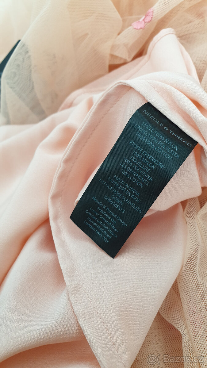 Luxusní merunkové vyšívané šaty - 8