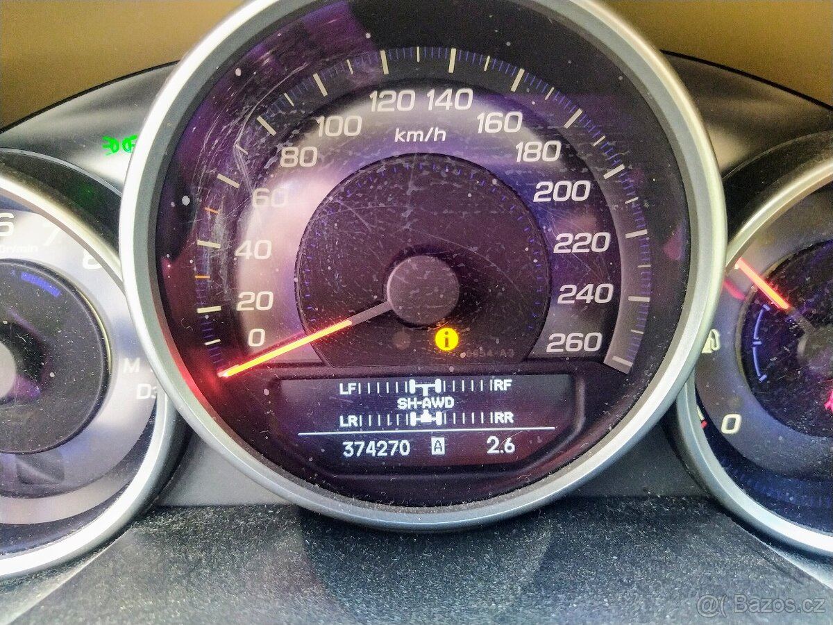 Honda Legend KB1 3.5 V6 VTEC SH-AWD - dva vozy - 8