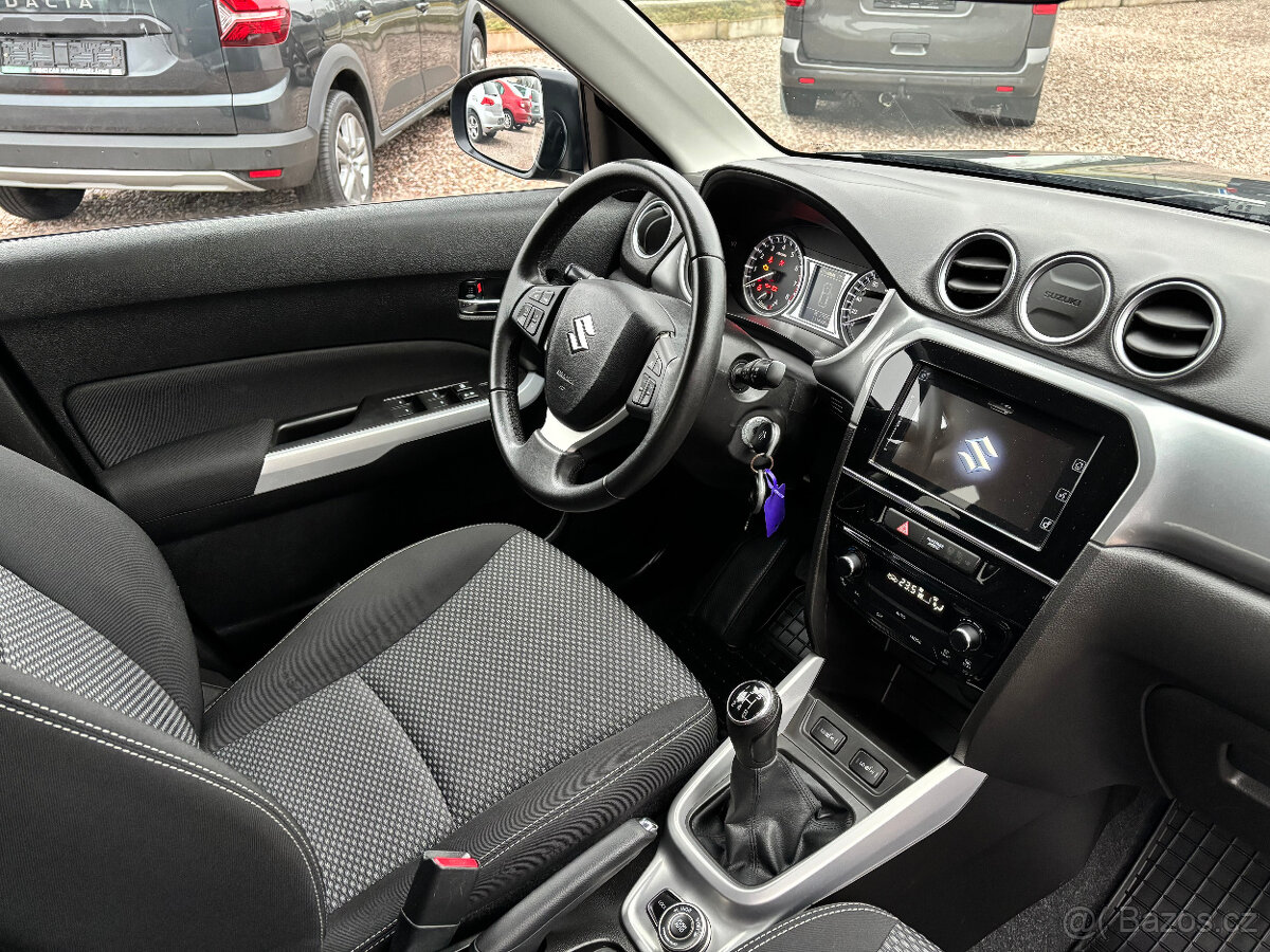 Suzuki Vitara 1,6VVT Premium 4x4,původ CZ,1.maj,servis,CEBIA - 8
