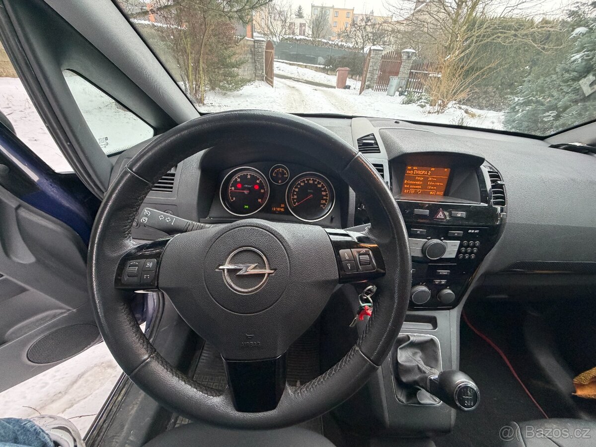 Opel ZAFIRA 1.7 CDI - 8