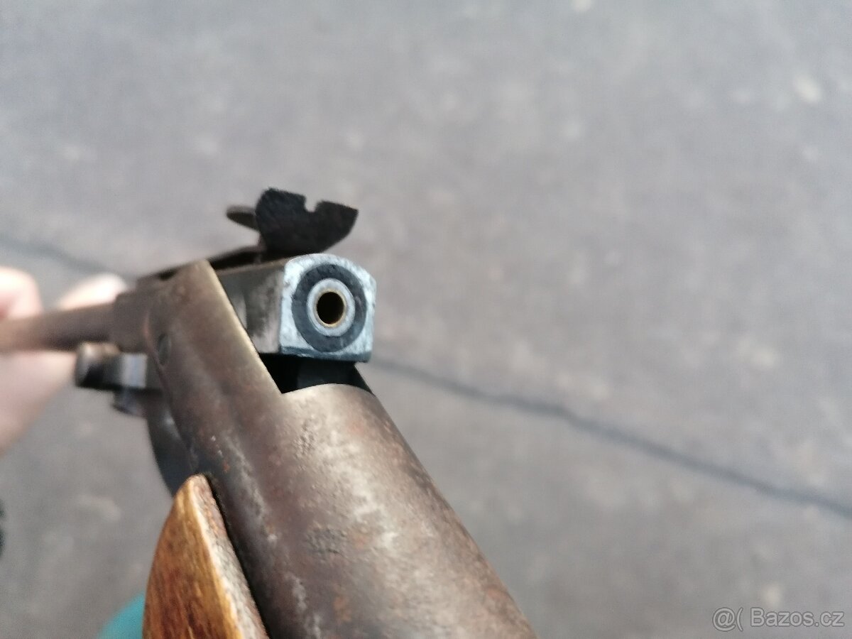 Predám vzduchovka IZ-22 - 8