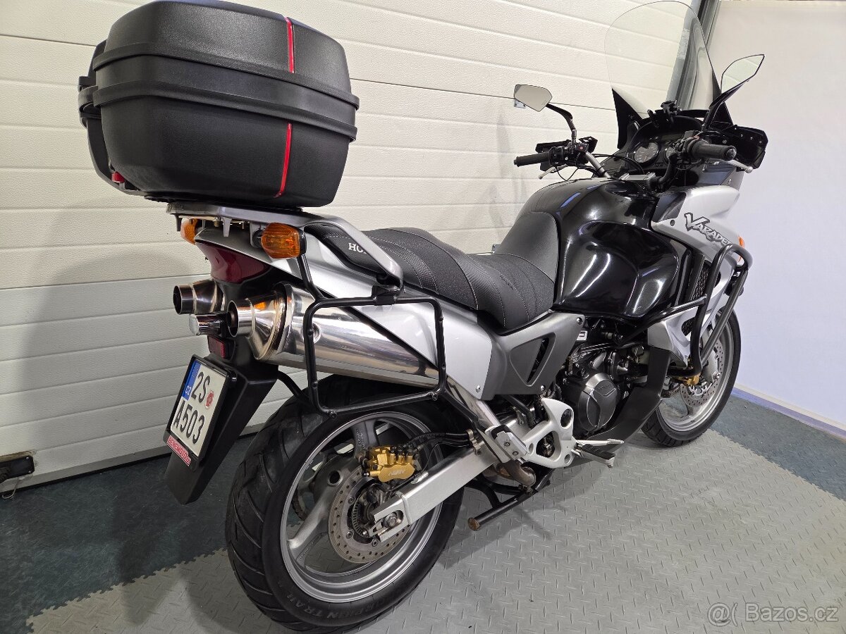 Honda XL 1000 V Varadero - 8