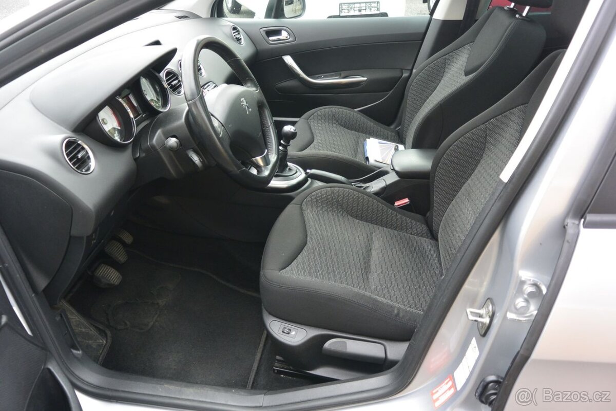 PRODÁM Peugeot 308 2.0HDi SW 7míst, PO ROZVODECH - 8