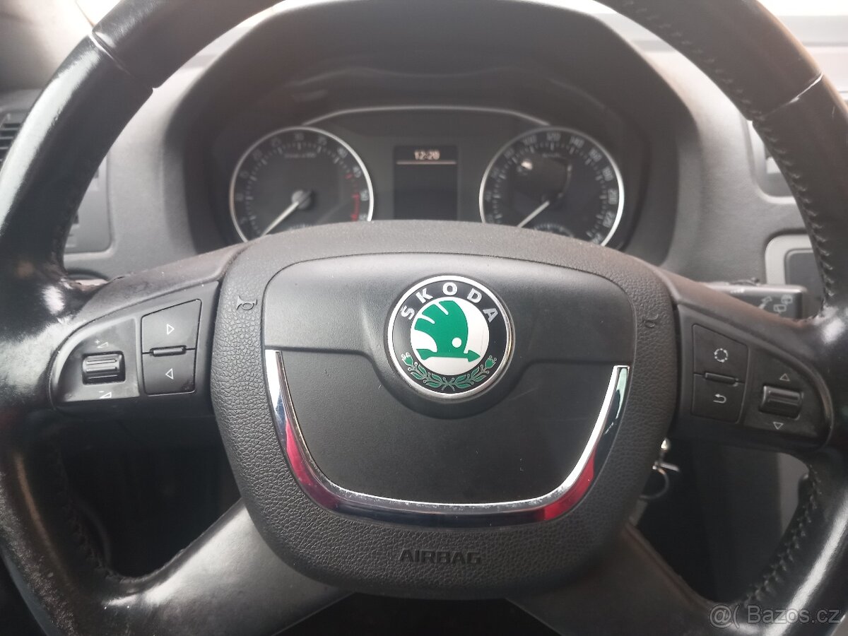 ŠKODA OCTAVIA 2 1.9 TDI 77KW 2009 FACELIFT DSG - 8