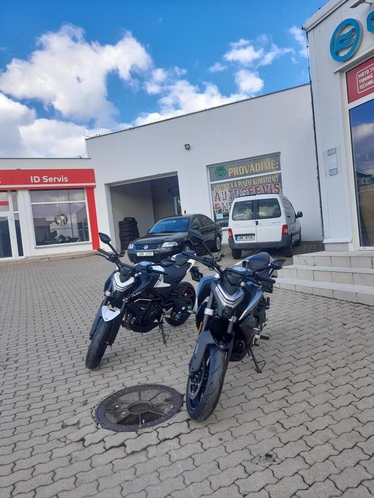 Motorka CFMOTO 450NK - 8