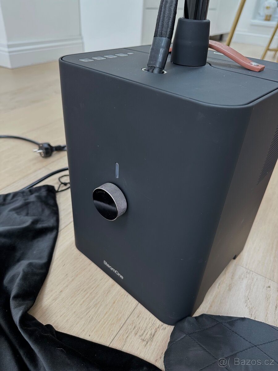 Napařovací žehlící systém SteamOne SteamCube, nový - 8