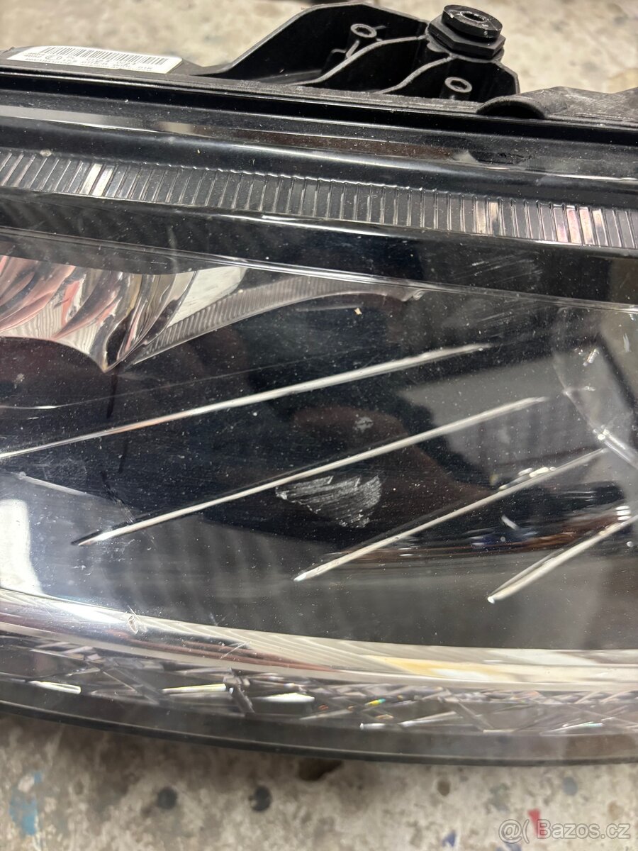 Fabia 3 leve svetlo - 8