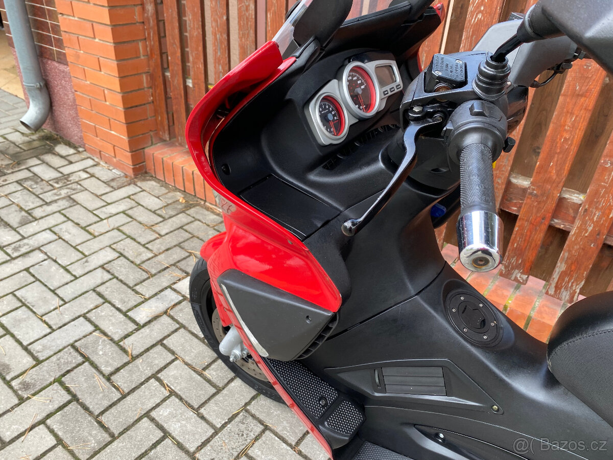 Gilera Nexus 125 i.e - 8