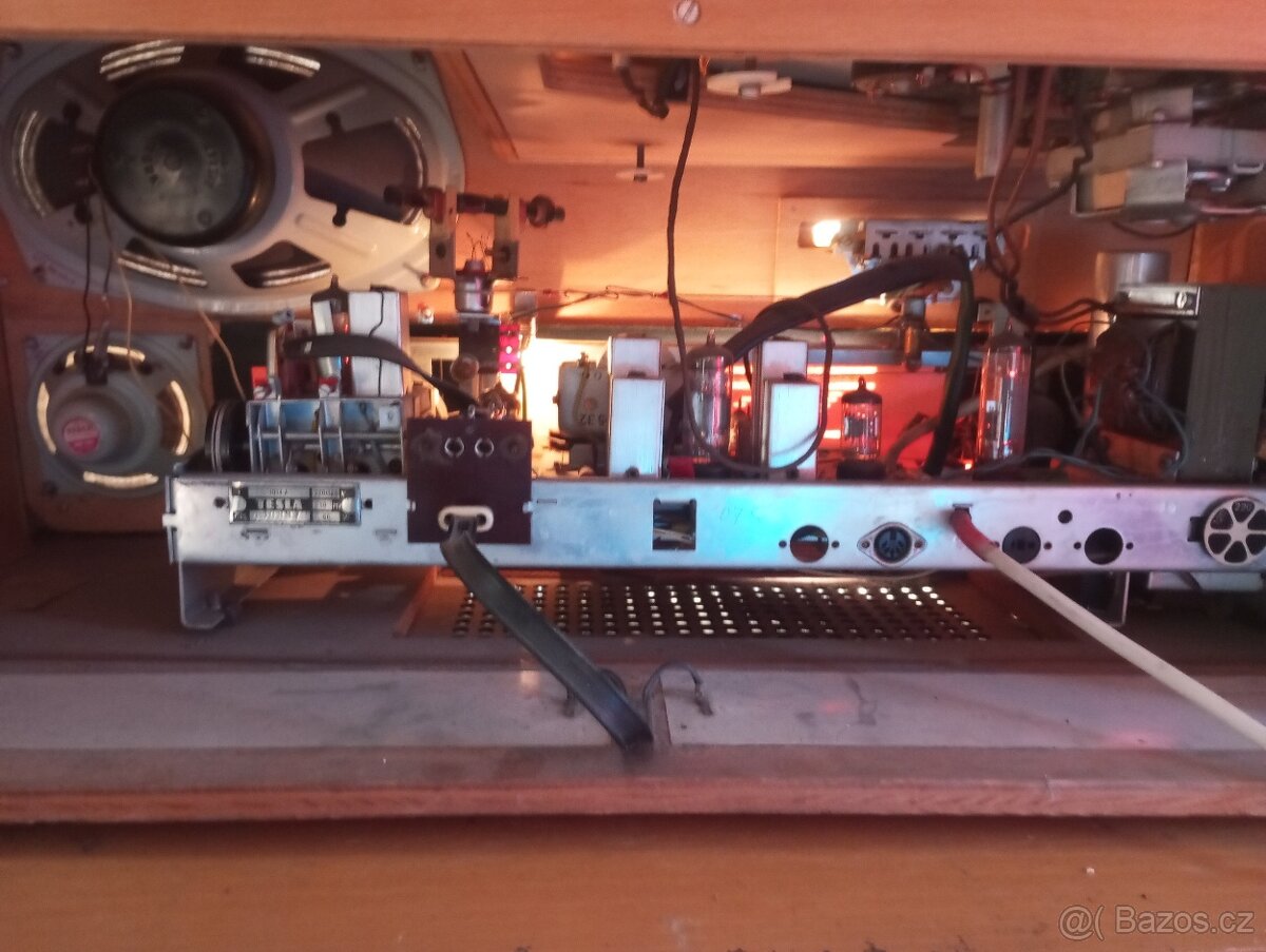 Retro rádio Zn. Fuga - 8