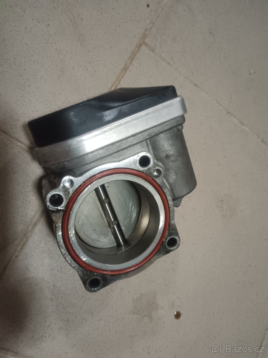 Náhradní díly BMW E90 318i 95kw e91 e92 e93 - 8