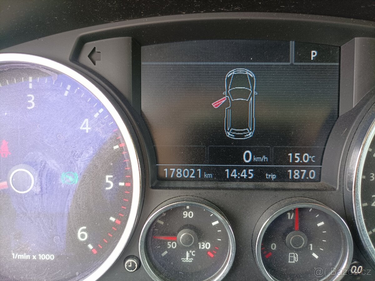 Volkswagen Touareg - 8