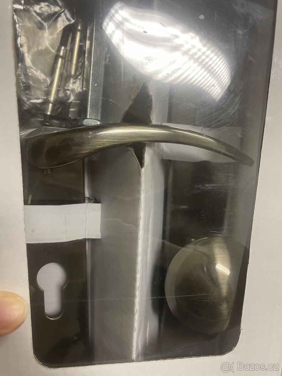 Dveřní kování - 8