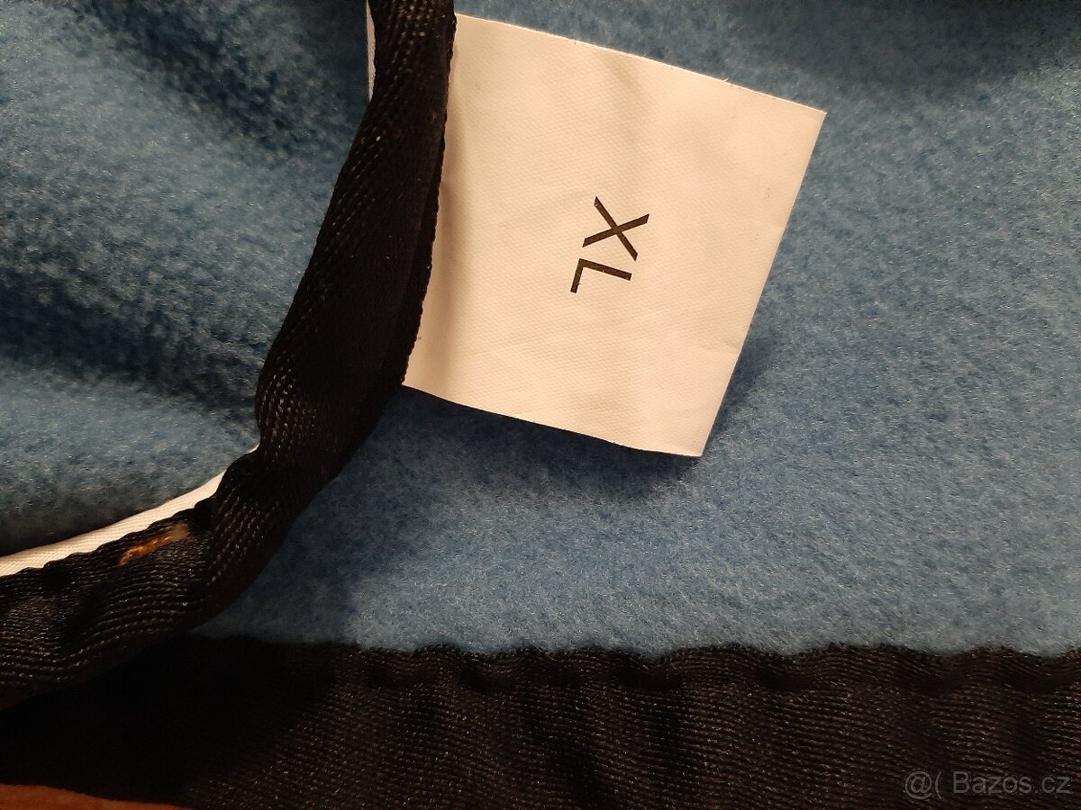 Eskadron sada modro-červená - 8