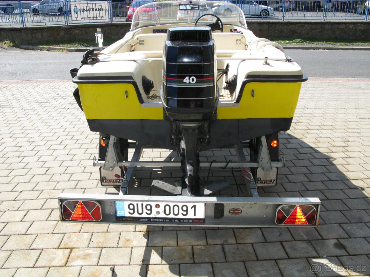 MOTOROVY ČLUN MERCURY MOTOR A NOVY PODVAL - 8