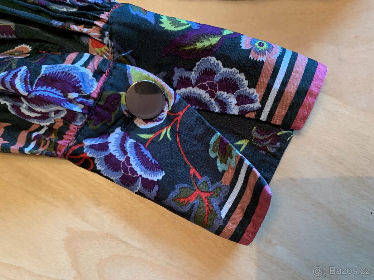 halenka zn. Massimo Dutti- vel. 36 - 8