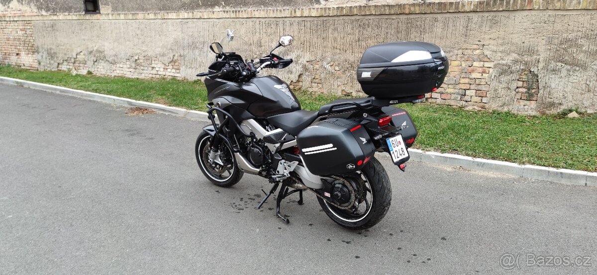 Honda VFR 800X Crossrunner - 8