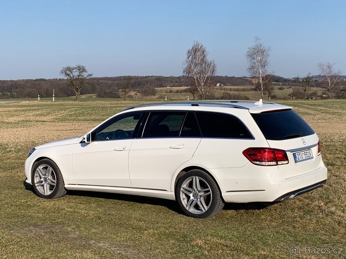 Mercedes Benz E - 8