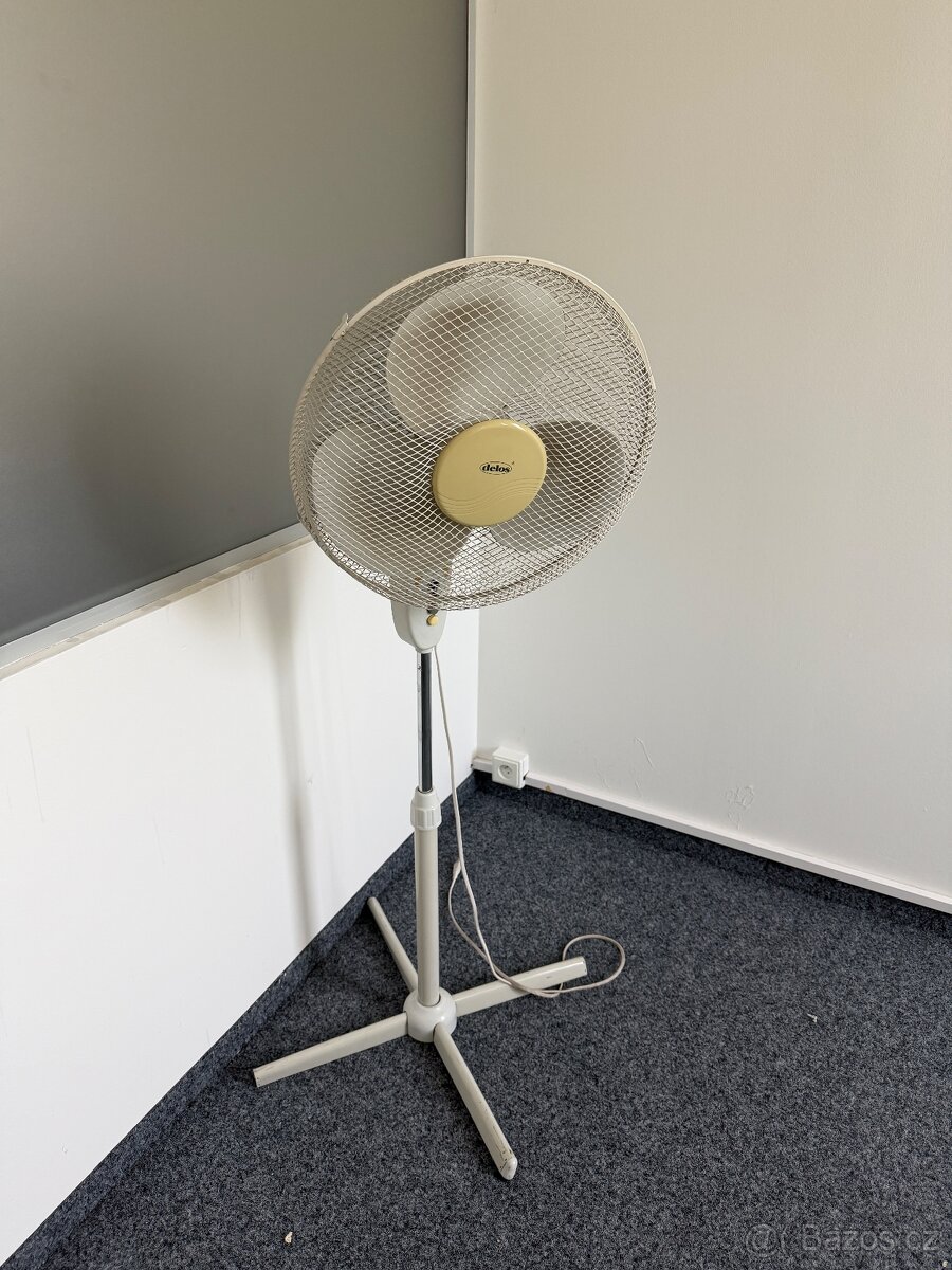 Kancelářský nábytek - 8