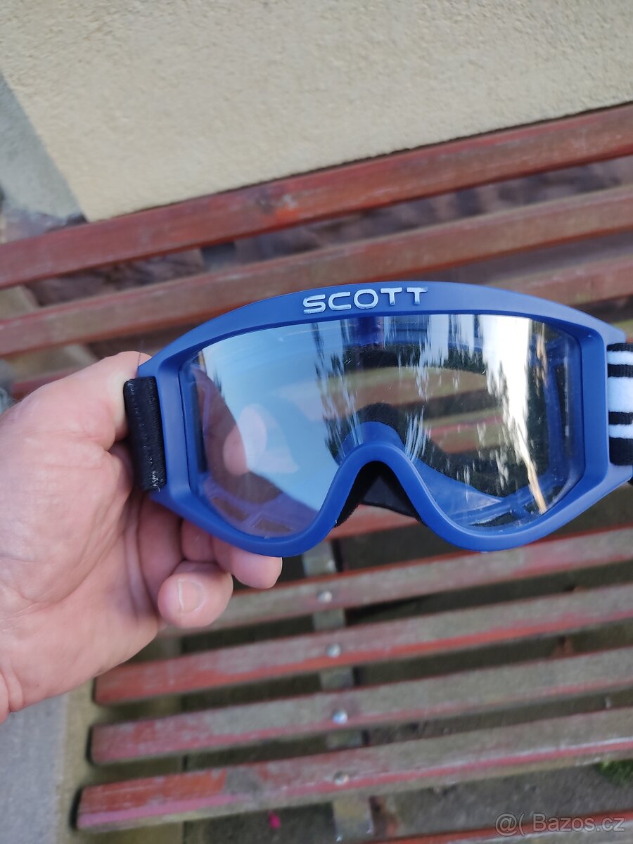 Dětská moto rosová helma, kalhoty a brýle. - 8