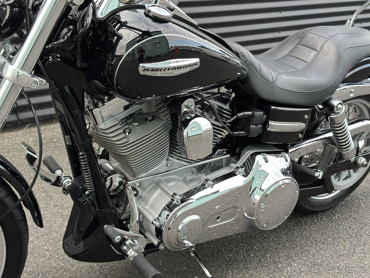 H-D Dyna Super Glide - 8