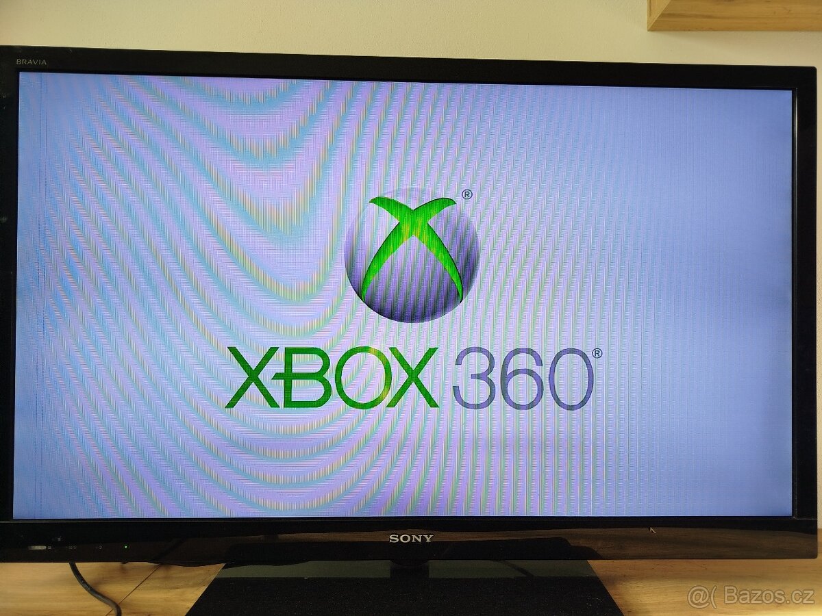 XBOX 360 slim + Kinect + 2 ovladače + 14 her - 8