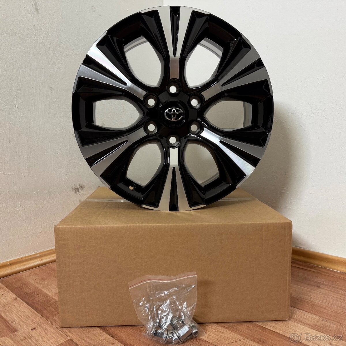 NOVÁ TOYOTA LAND CRUISER 6x139,7 R19 ET25 7,5Jx19 - 8