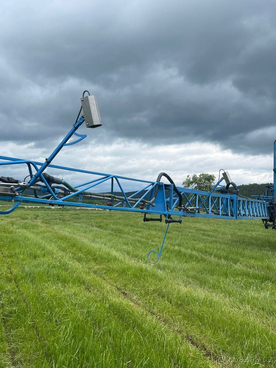 Samochodný postřikovač Agrio samec - 8