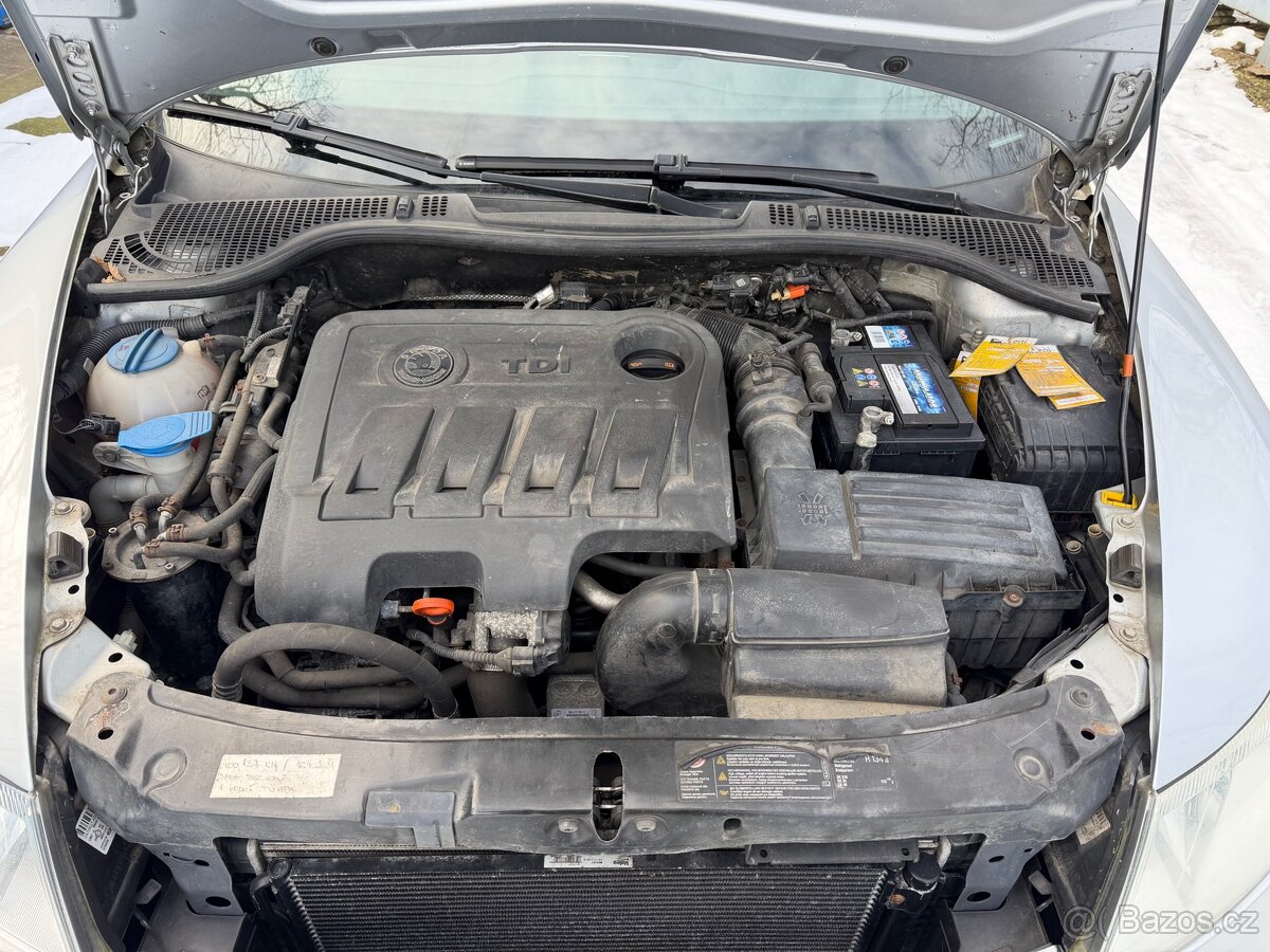 Škoda Octavia 2,0 TDI 103 KW Hatchaback - 8