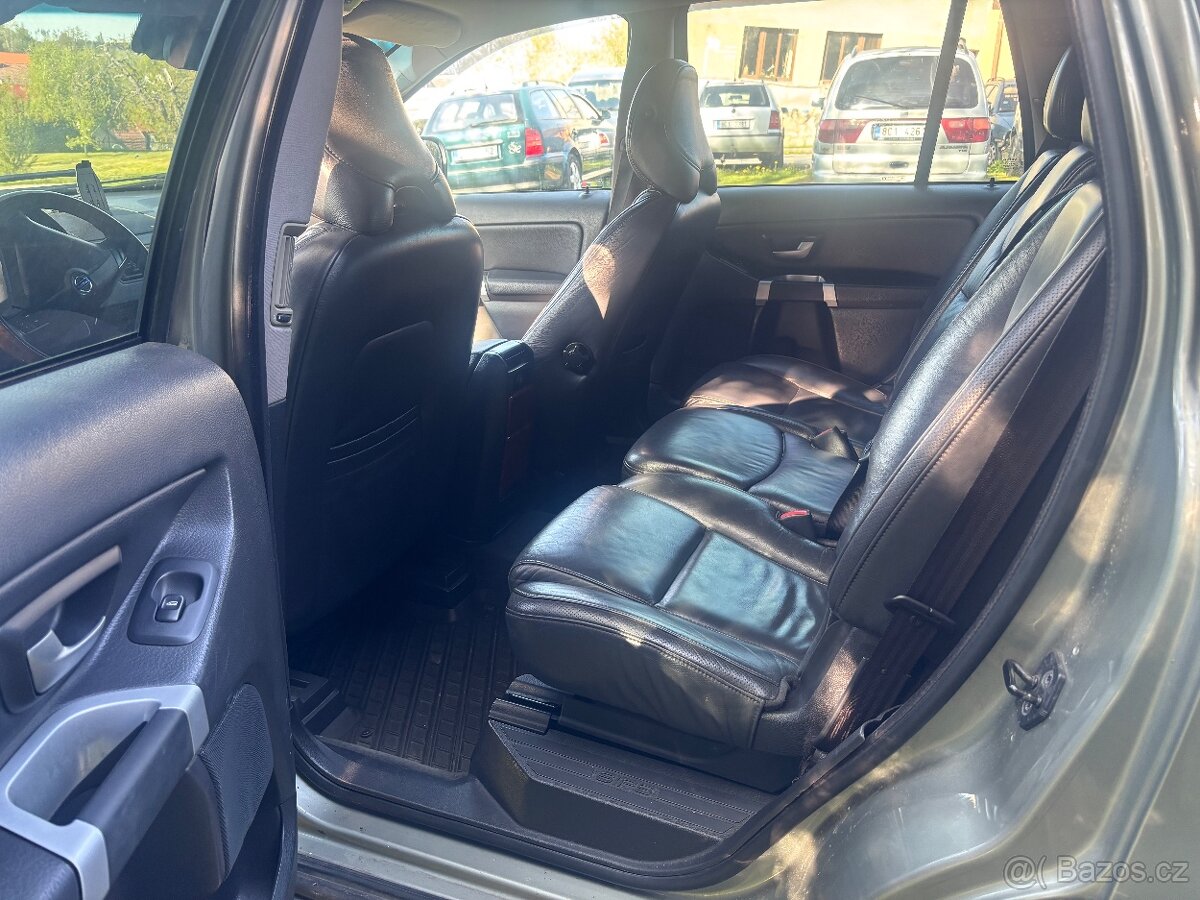Volvo XC90 D5 AWD - 8