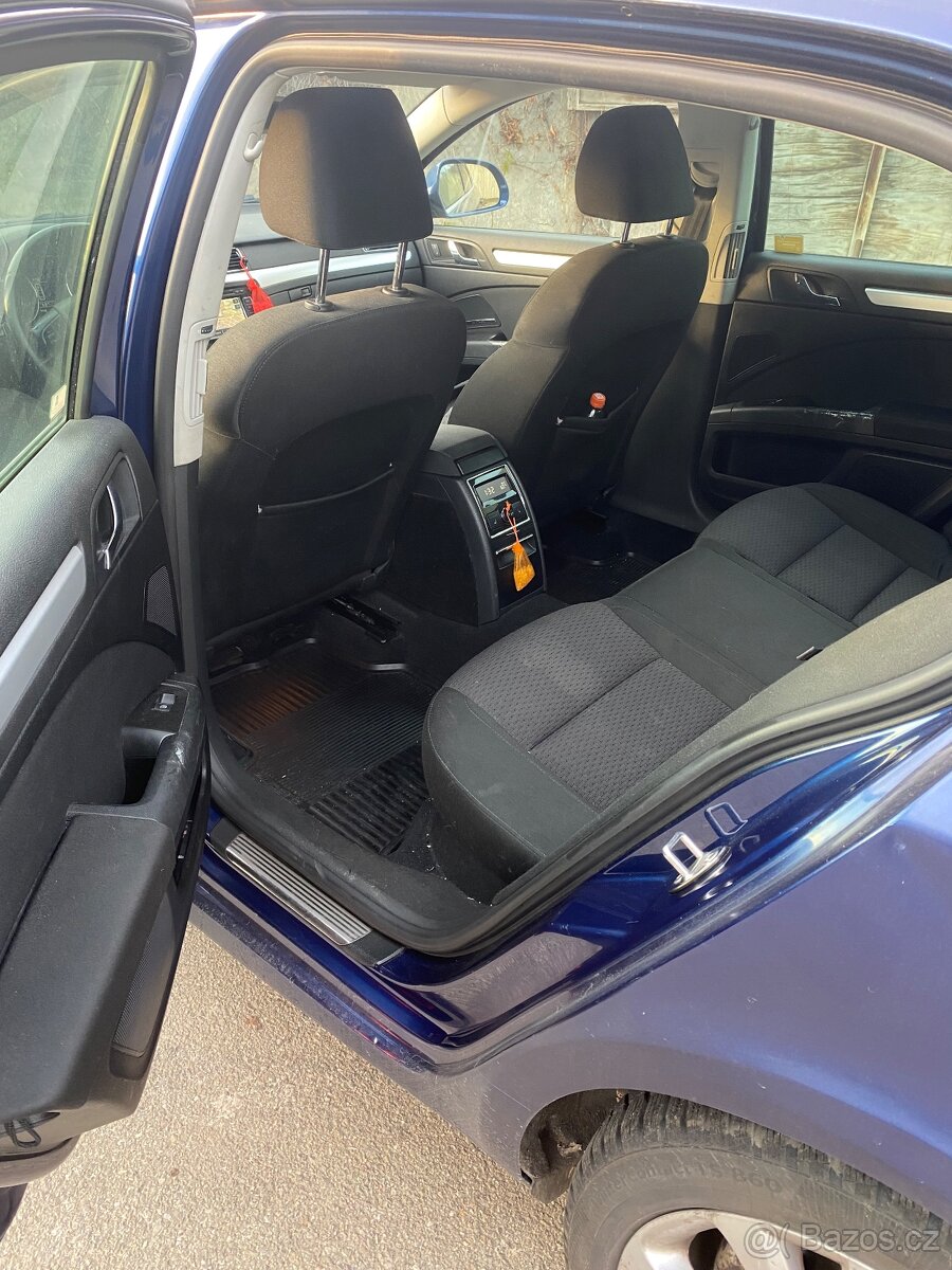 Škoda Superb II. gen 1.8TSI 4x4 2009 ČÍST CELÉ - 8