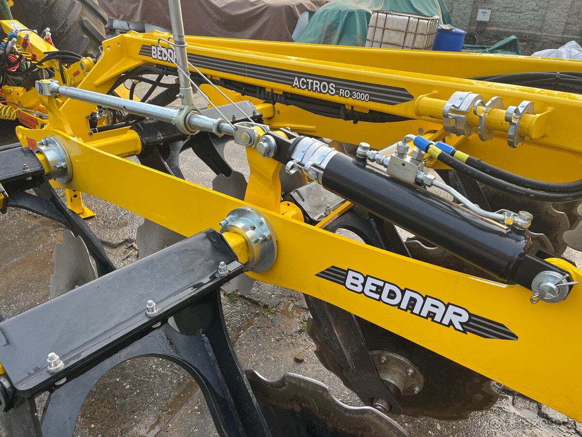 BEDNAR ACTROS RO - 8