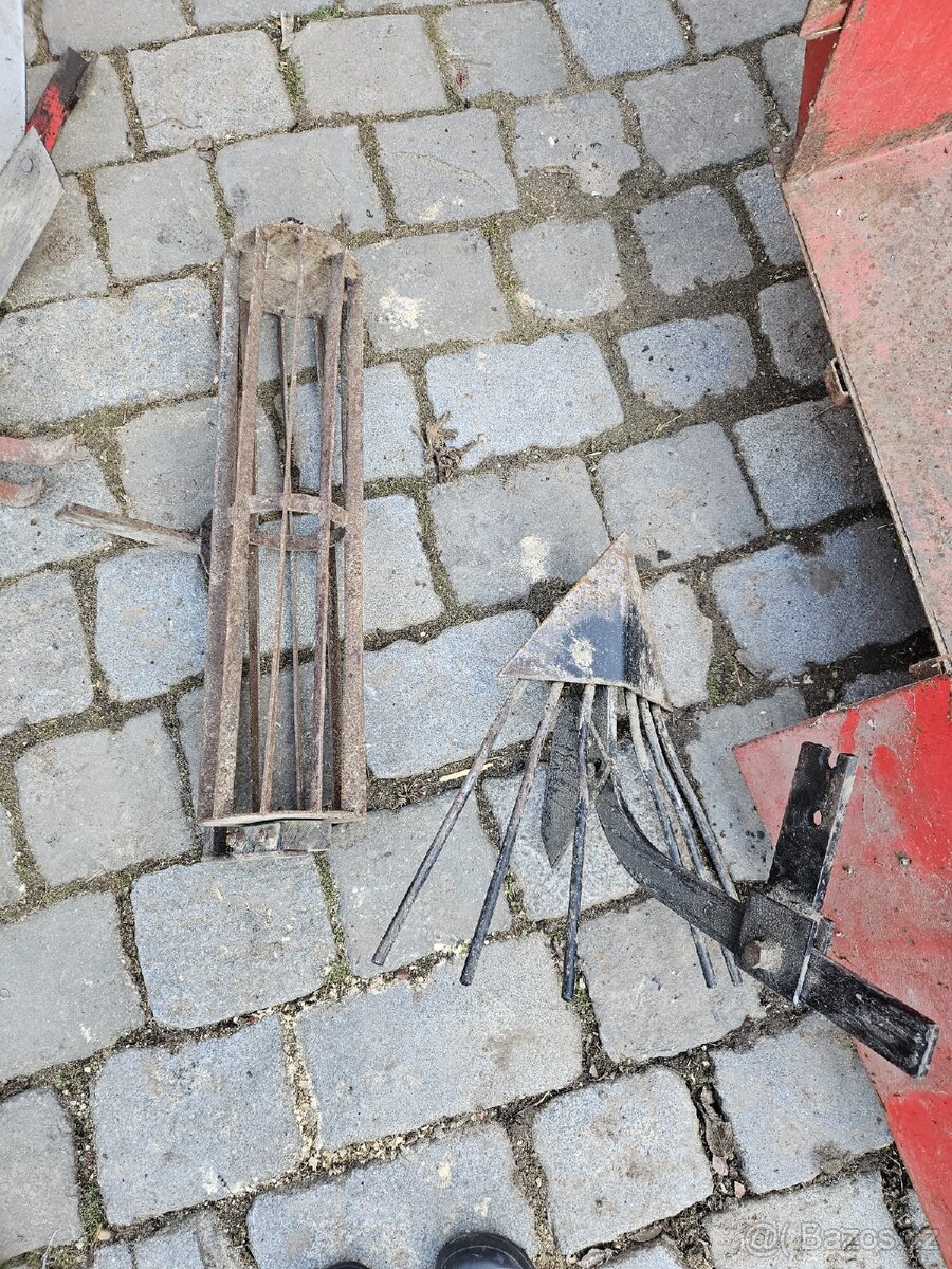 Zahradní traktůrek TERRA VARI - 8