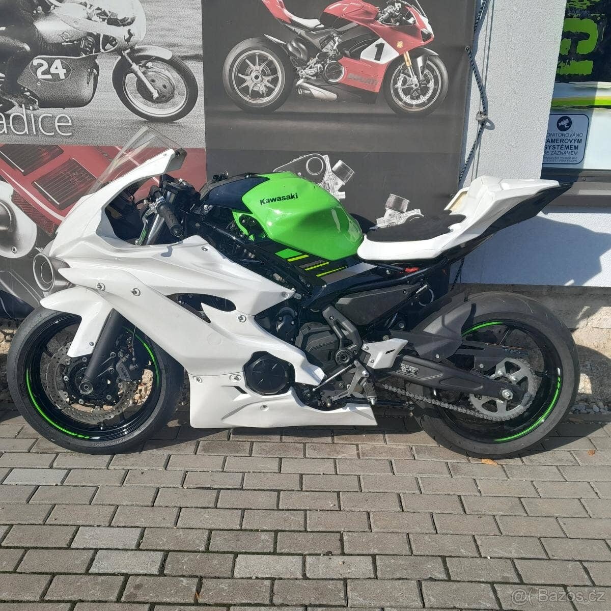 Kawasaki Ninja 650 Okruhový speciál (ADM spec) - 8