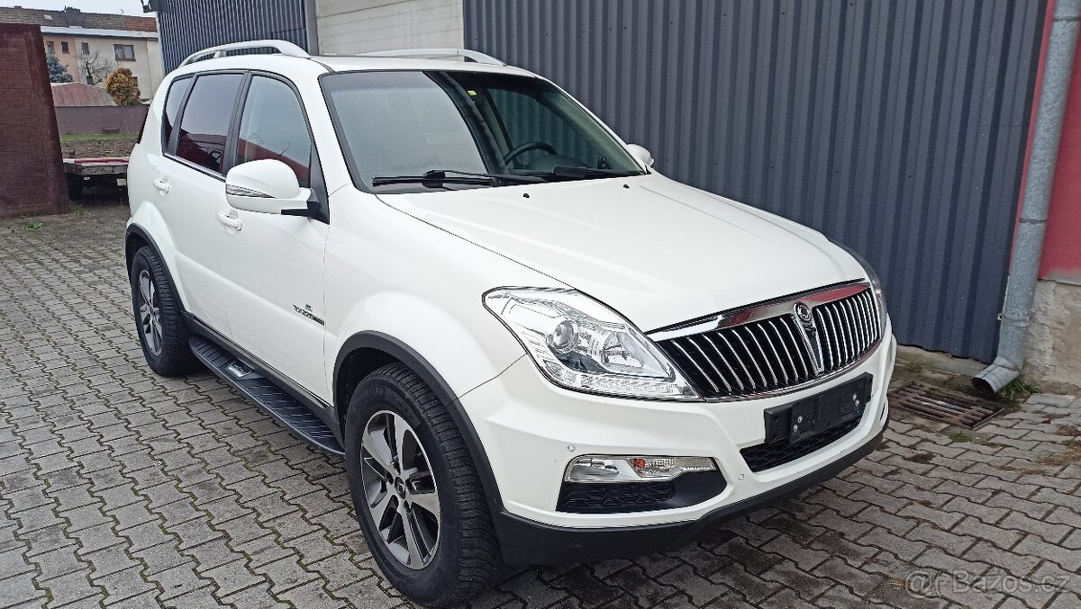SSANGYONG REXTON RX 220e-Xdi 7 míst 2018 perfektní - 8