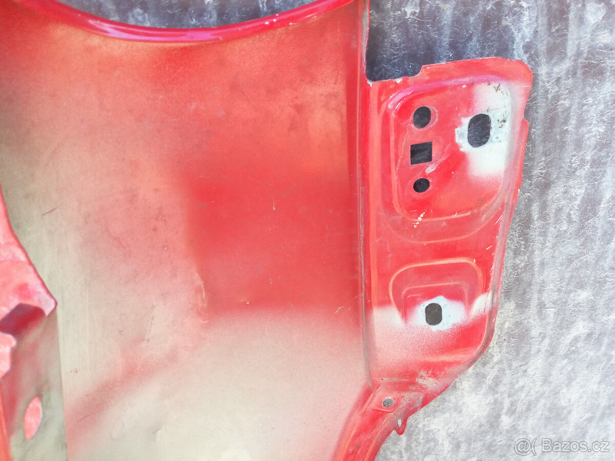 OPEL CORSA 1994 - 97 PŘEDNÍ BLATNÍKY - 8