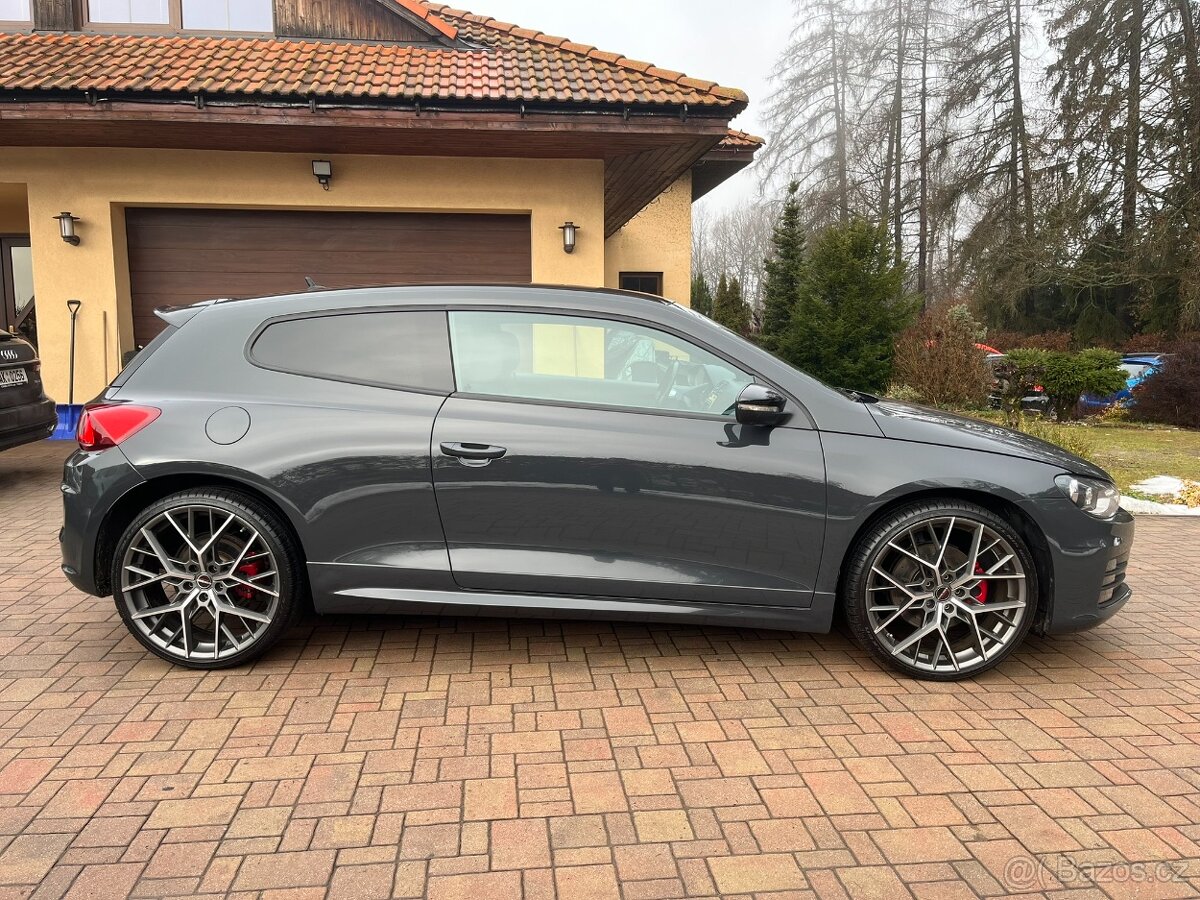 Volkswagen Scirocco 2.0 GTS 162kW Manuál Serviska - 8
