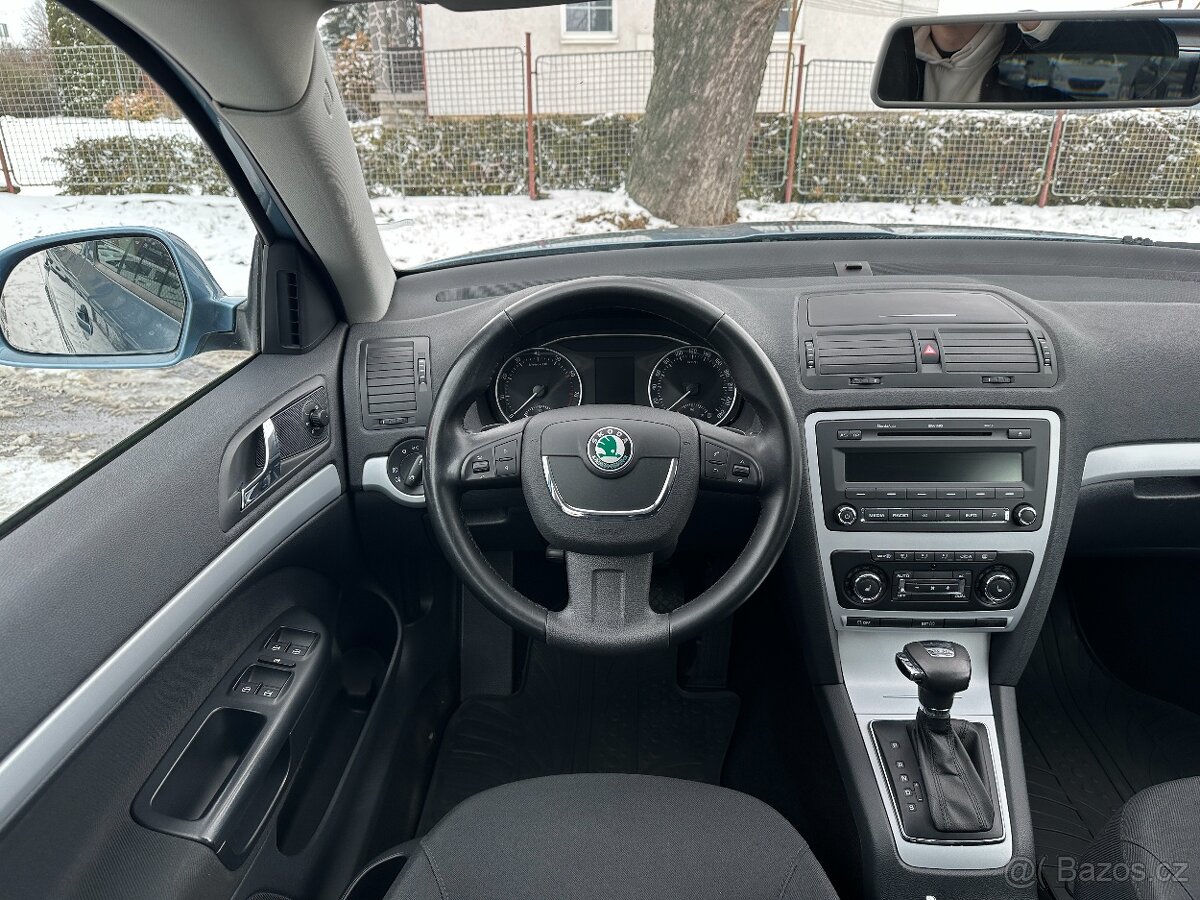Škoda Octavia 1,4 TSi DSG Serviska, Výhřev - 8