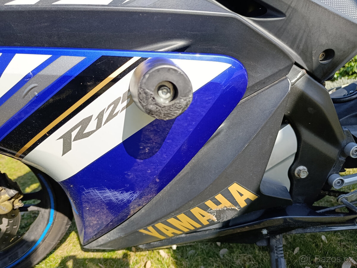 Yamaha 125 yzf - 8
